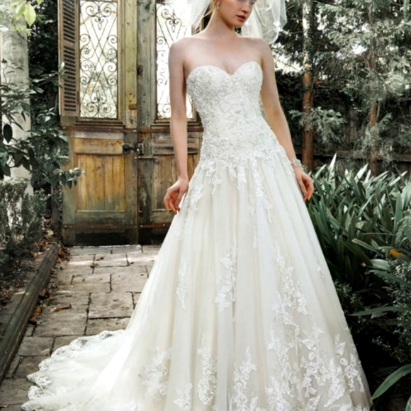 Maggie Sottero Dresses & Skirts - Maggie sottero wedding dress